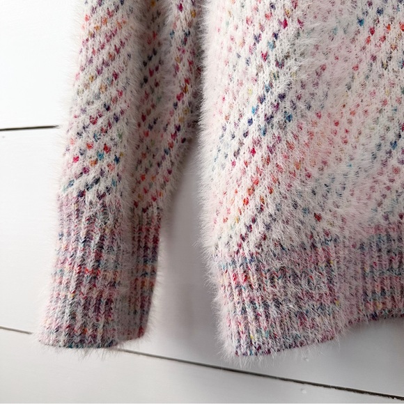 LOVED + ADORED Soft Fuzzy/Eyelash Pullover Crewneck Colorful Sweater Size Small - Picture 5 of 9